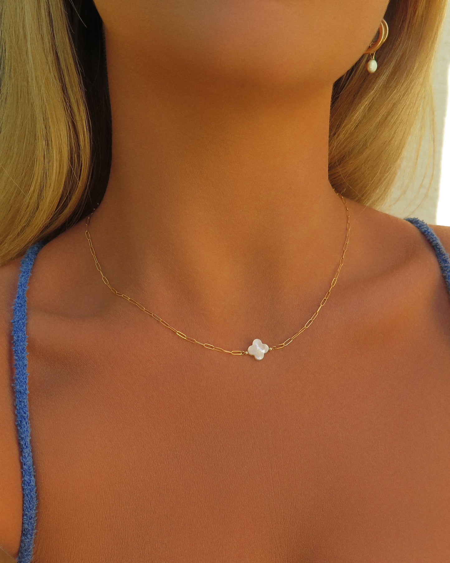 Thin Drawn Cable Chain White Clover Necklace