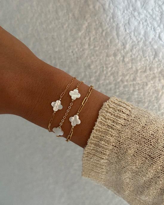 Thin Drawn Cable Chain White Clover Bracelet