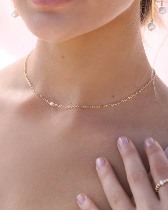 Thin Pearl Necklace With 12 Barbed Wires – N.A By Nataly Avirame